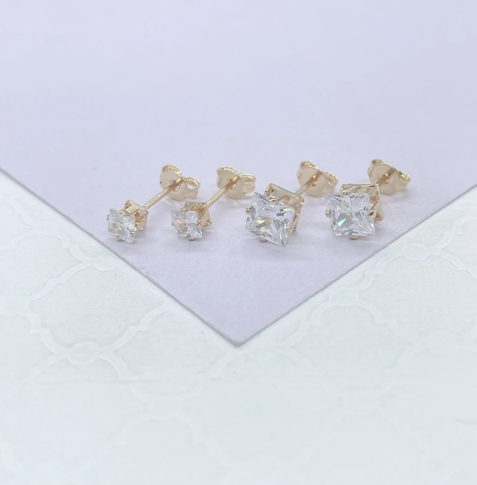 Square cut stud earrings - Image 2